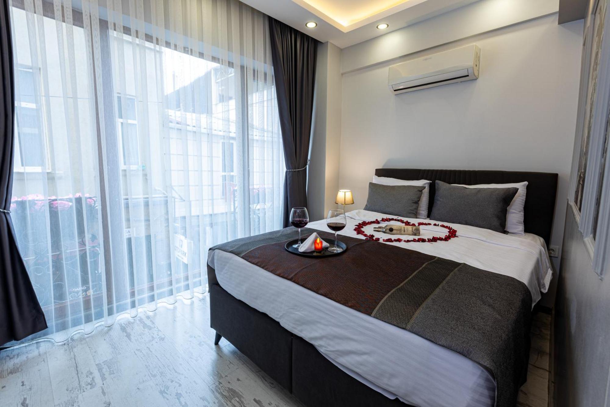 Apollo Hotel & Apartments Estambul Exterior foto