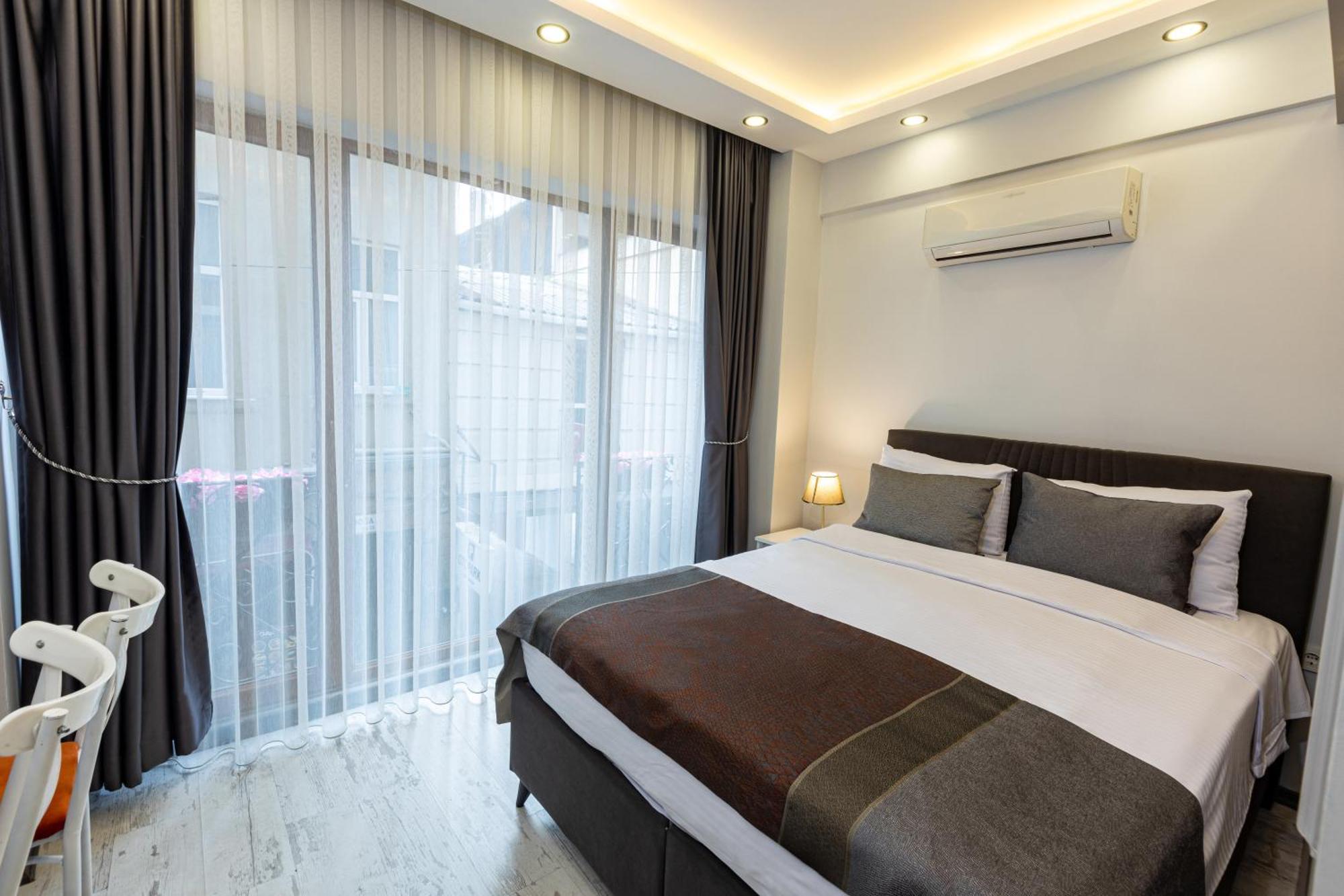 Apollo Hotel & Apartments Estambul Exterior foto